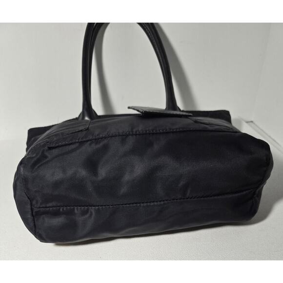 Marc Jacobs Womens Tote Bag Black Nylon Leather Pockets ID Tag Zip - Picture 6 of 12